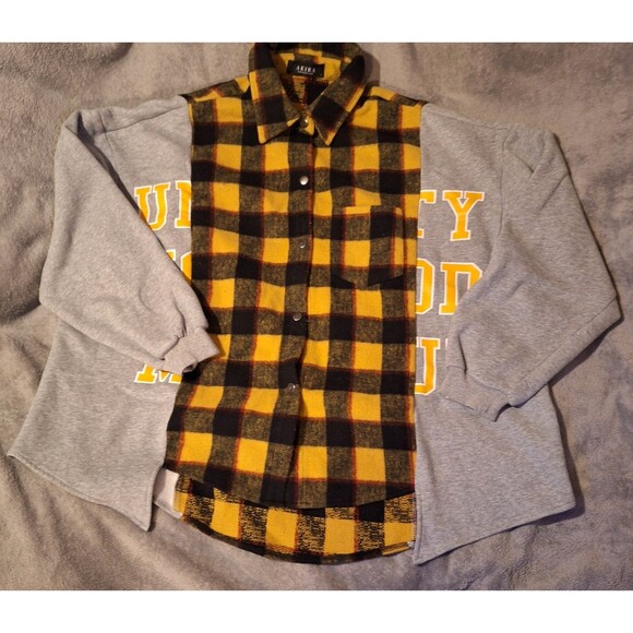 Akira Jackets & Blazers - AKIRA Tomboy Babe Jacket Gray / Yellow-Black Plaid Terry/Flannel Oversize S